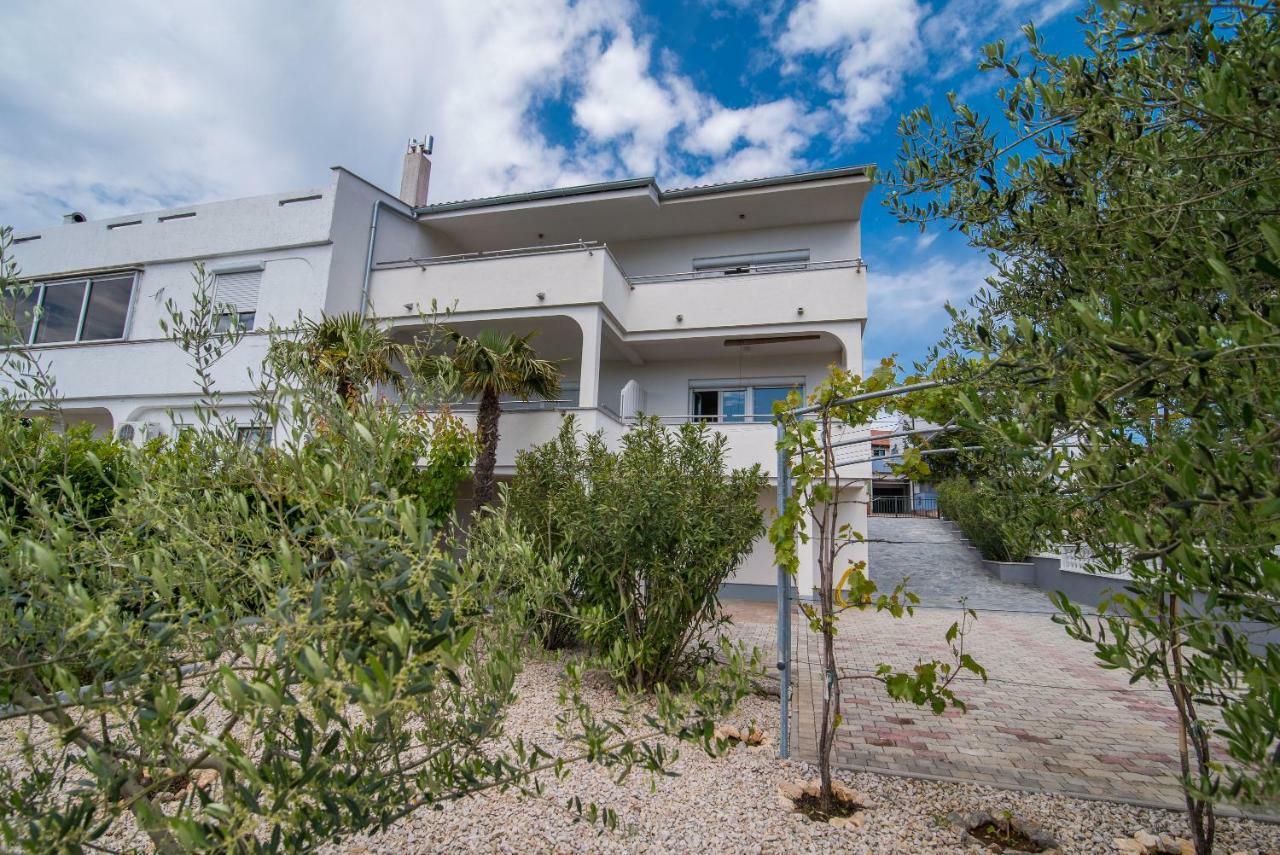 Apartments Oleander Krk Town Dış mekan fotoğraf